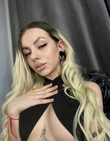 kendraa lane erotic actress img