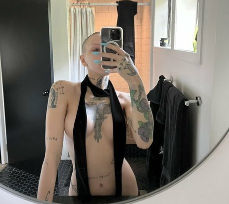 huge tits milf onlyfans sexy xxx image