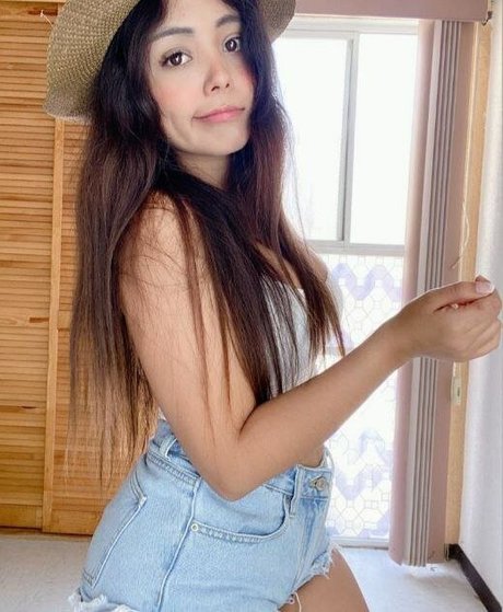 Dania Altamirano pornstar xxx photo