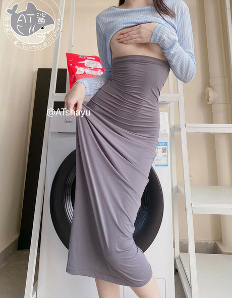 ATshayu nude star picture