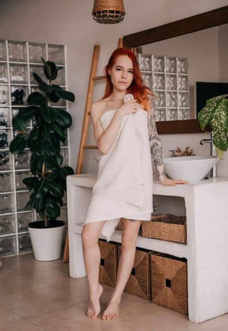 Denly star exclusive pic