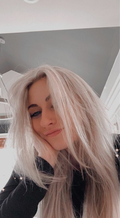 Sarah Kate Stricker star best pics