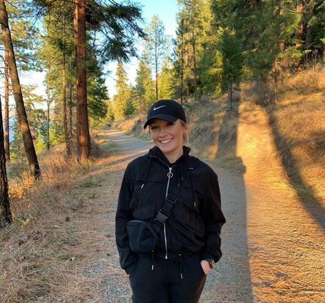 Olivia RumIey naked star archive