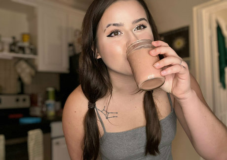 tight onlyfans hot image