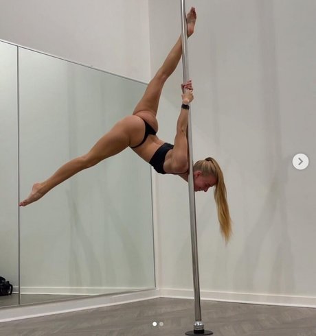 Anastasia Gavrilova hot pornstar img