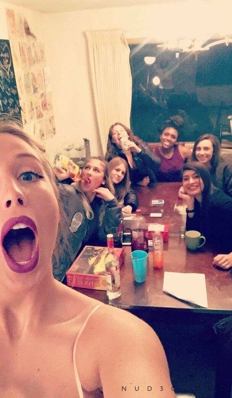 chicks with dicks onlyfans hot nude pictures