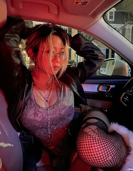 hollyliangg pornstar pretty archive