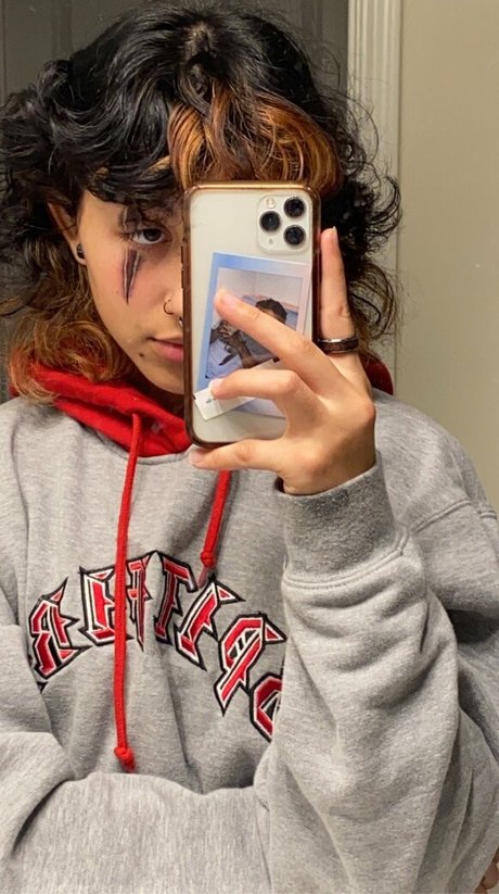 milf strip onlyfans pornos pictures