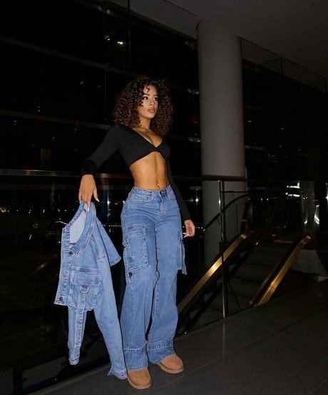 Flor De La Rosa pornographic star pic