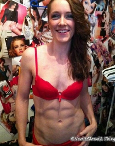 lesbian sex onlyfans pornographic pics