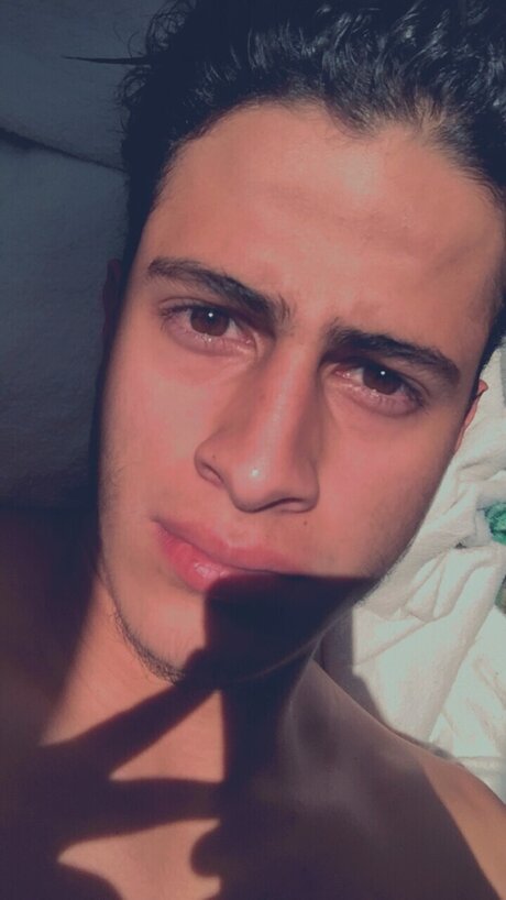 Andy Saenx art model image