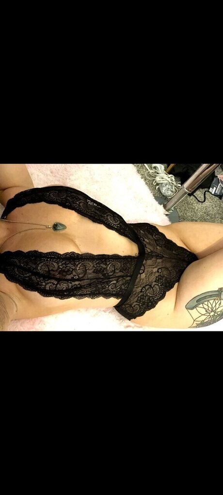 beautiful face onlyfans sexy naked pics