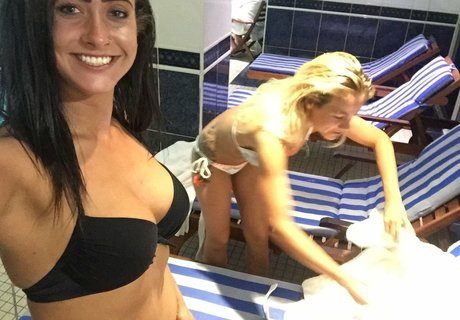 Gayle Johnstone star nude images