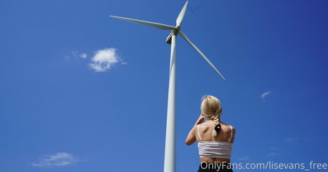 evans feet beautiful actress photo