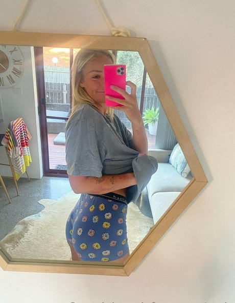 xtaix beautiful pornstar pictures