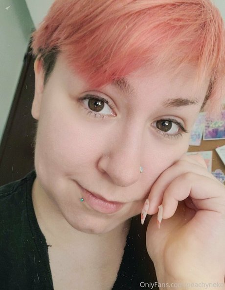 peachyneko pornstar beautiful pictures