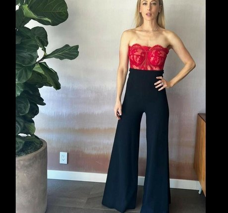 Iliza Shlesinger pornstar nice images