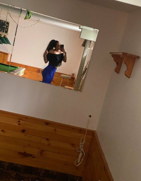 amateur milf onlyfans porn image