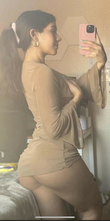 Sara Rios naked actress pic