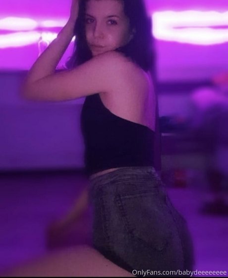babydeeeefree model art archive