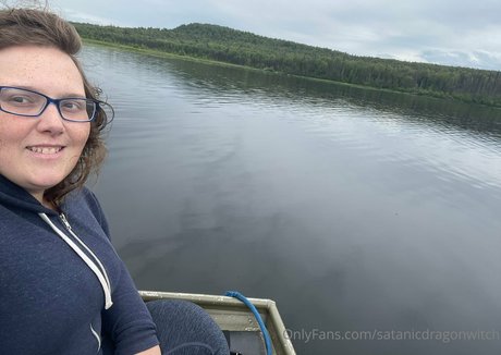 pink hair onlyfans erotic picture