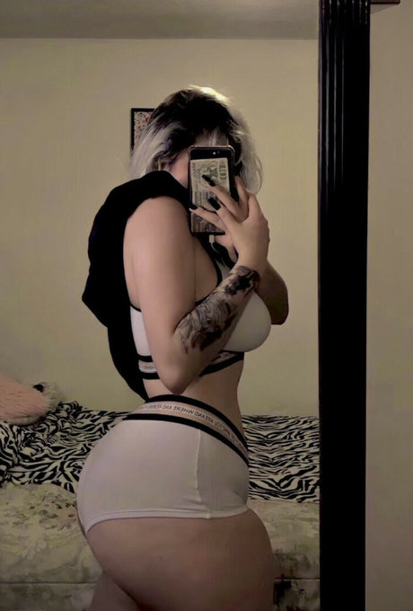 Ae bgirl01 nudes model gallery