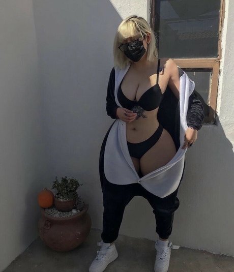 Ae bgirl01 perfect actress pictures