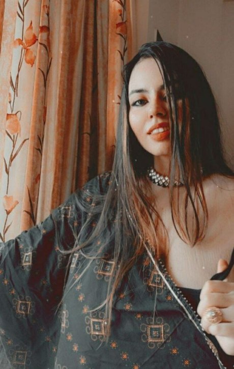 Shambhavi Sharma pornstar perfect images