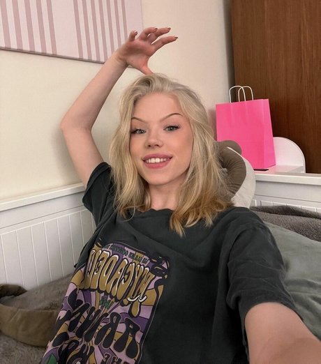 Sonyaplush porn model photos