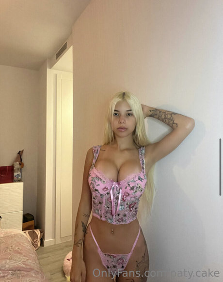 ebony midget onlyfans best photo