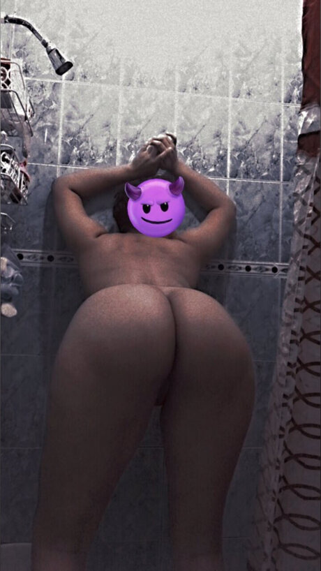 KuroNekoYouWife exclusive pornstar image