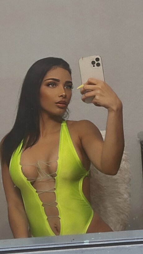 Phe_ erotic pornstar picture