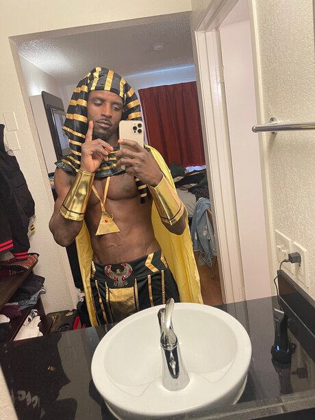 Dheavy top pornstar img