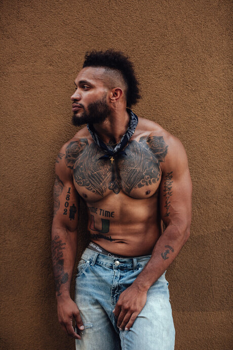 muscle westbrook model photo