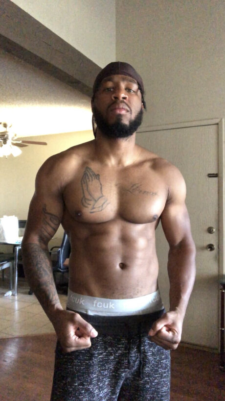 Bigsauls88_ model free photos