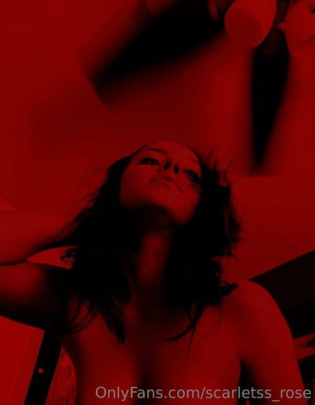 scarletss rose pornstar nude images