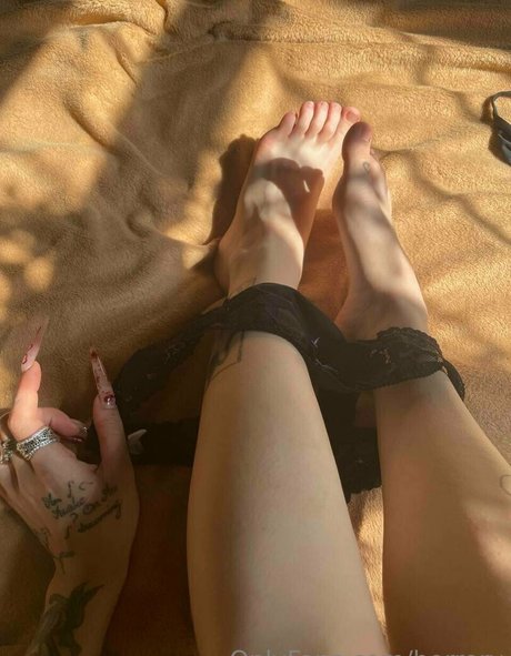 blonde deepthroat onlyfans hot naked pictures