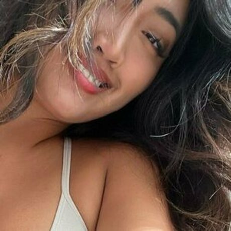 thicksie exclusive model photos