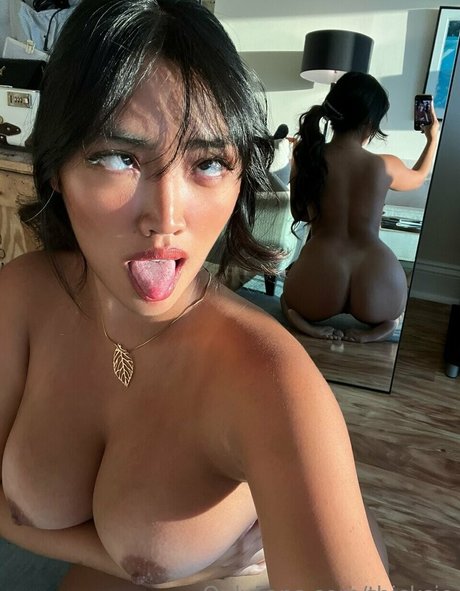 thicksie pornstar erotic img