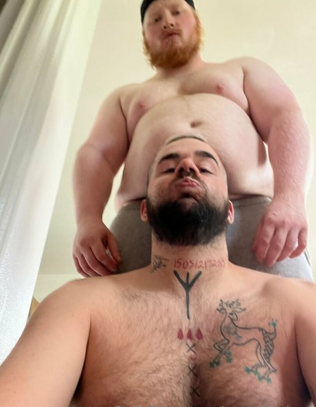 roaminghog beautiful model picture