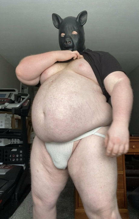 roaminghog model adult picture