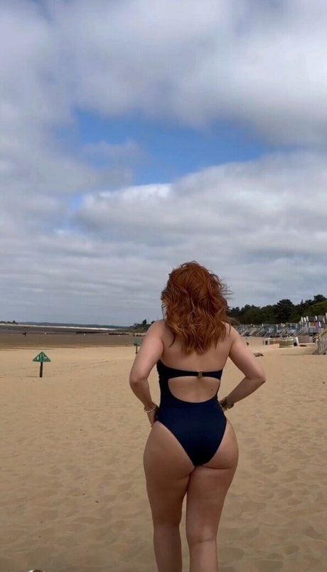 Liv Humby star adult pics