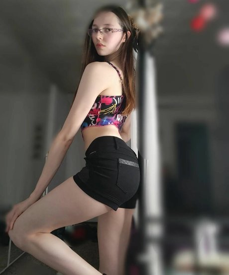 mrs crazy model hot pictures