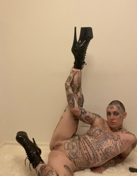 influencer onlyfans hot photo