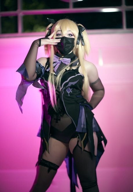 Meikasama star nude photos