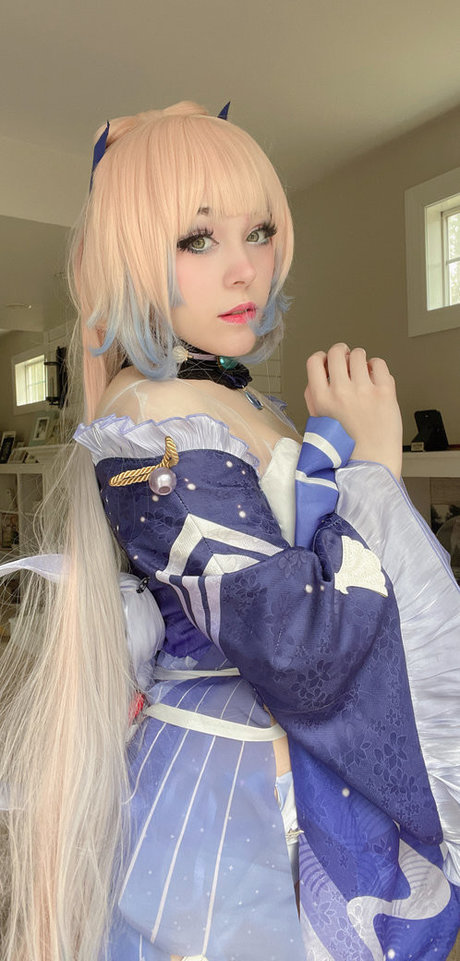 Meikasama star sexy picture