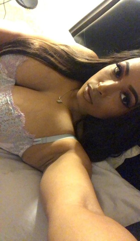 robynbanks porn star pic