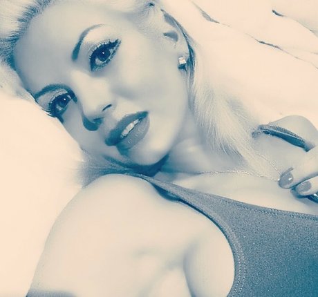 mexican milf onlyfans sexy images