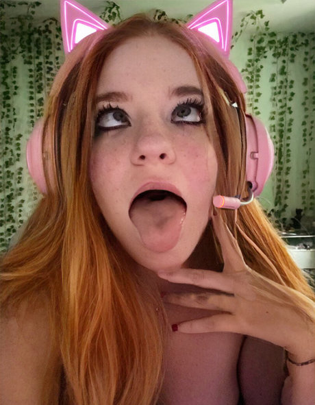 redpandaeyes pornstar sexy picture
