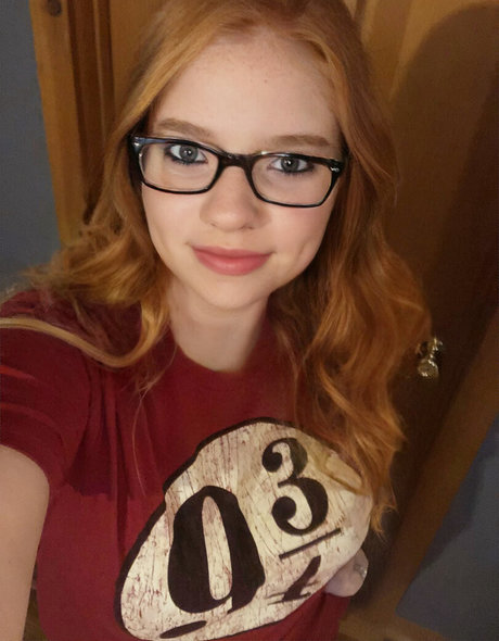 redpandaeyes high quality model photos